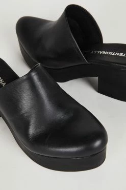 Intentionally Blank 12DOZEN CLOG Black 10 Intentionally Blank 12DOZEN CLOG Black