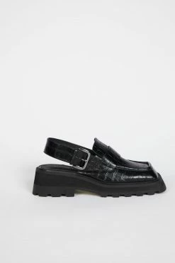 Intentionally Blank NO ISSUE LOAFER Black