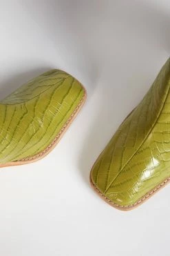 Intentionally Blank CONTOUR HEELED BOOT Apple Green SHOES