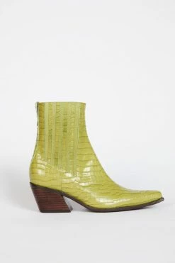 Intentionally Blank HILLARY HEELED BOOT Apple