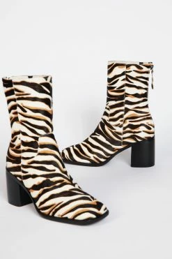 Intentionally Blank PG BOOT Safari SHOES