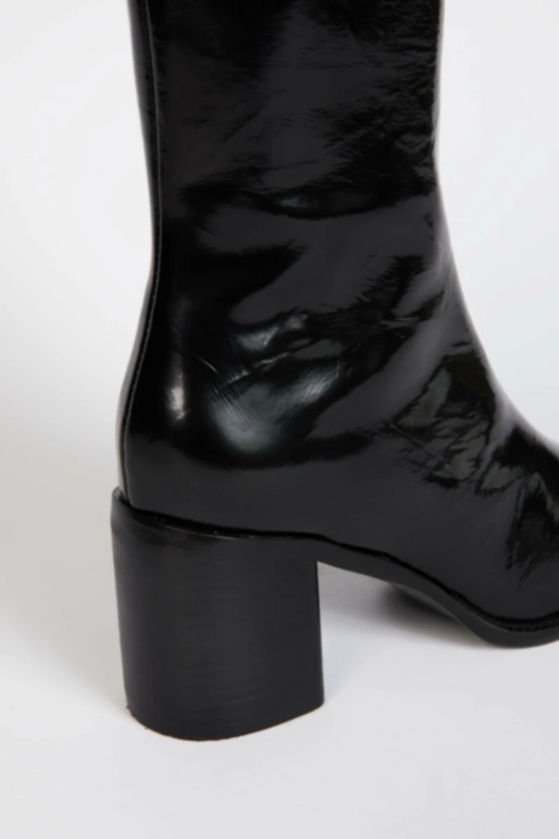Intentionally Blank SHOES CONTOUR HEELED BOOT Black Crinkle 6 Intentionally Blank SHOES CONTOUR HEELED BOOT Black Crinkle