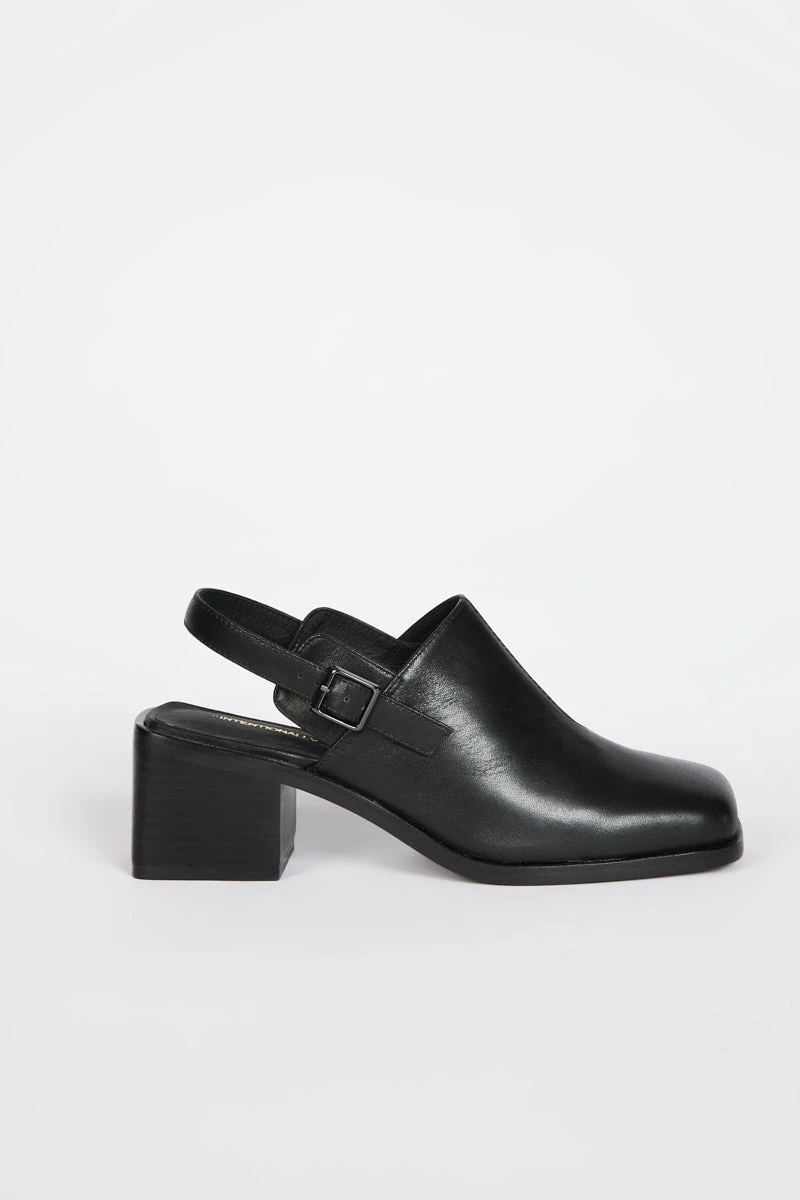 Intentionally Blank SHOES MARTY 2 MULE Black 8 Intentionally Blank SHOES MARTY 2 MULE Black