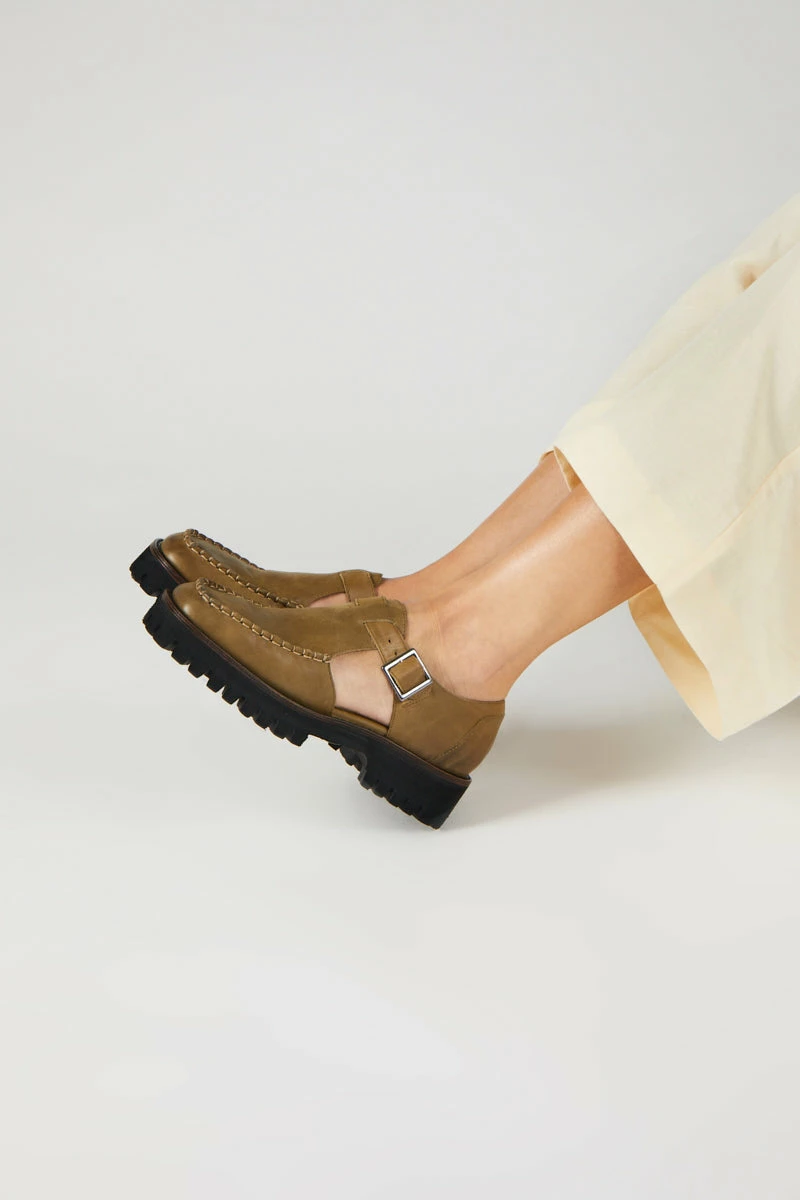 Intentionally Blank NEW SHOES HELLO LOAFER Khaki 4 Intentionally Blank NEW SHOES HELLO LOAFER Khaki