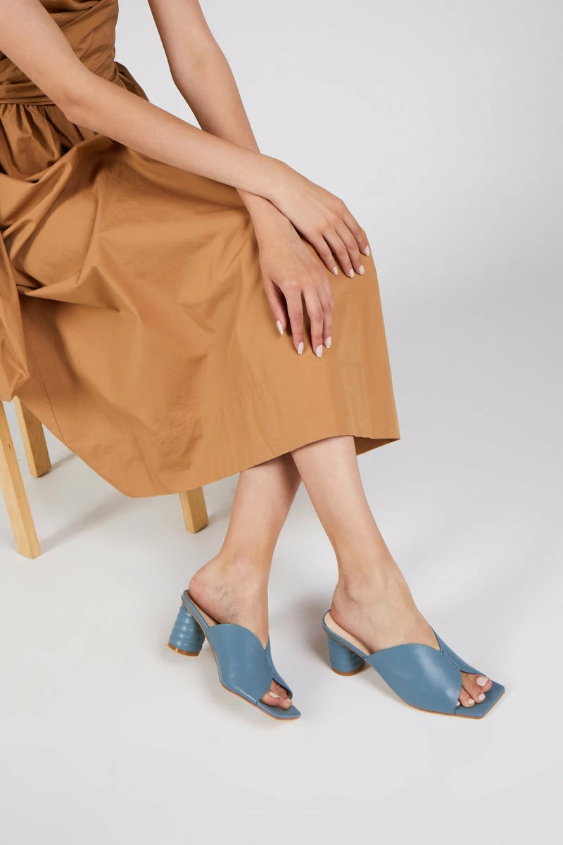 Intentionally Blank KAMIKA HEEL Blue SHOES 4 Intentionally Blank KAMIKA HEEL Blue SHOES