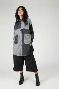 Intentionally Blank HEZEL Button Down Grey