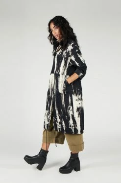 Intentionally Blank OLI Coat Black