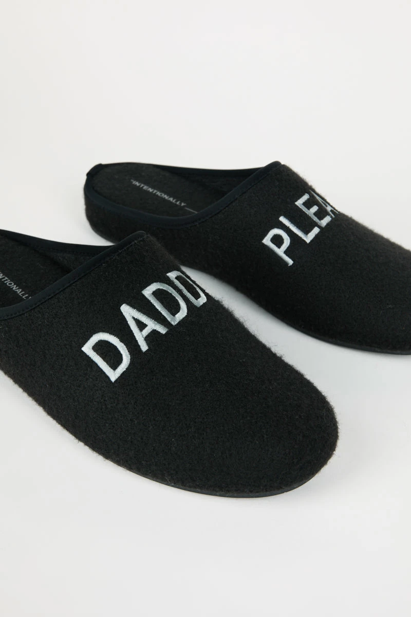 Intentionally Blank ACCESSORIES MEN'S DADDY PLEASE SLIPPER BLACK 5 Intentionally Blank ACCESSORIES MEN'S DADDY PLEASE SLIPPER BLACK