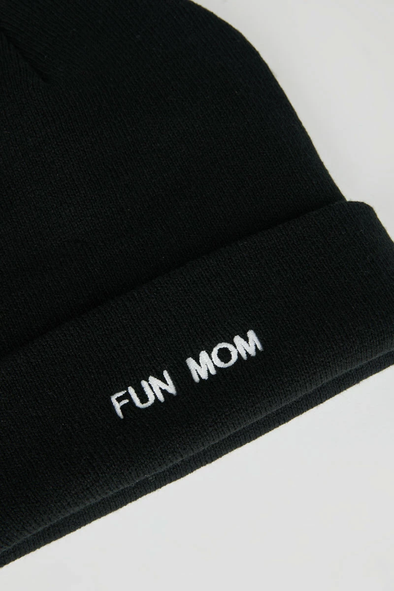 Intentionally Blank FUN MOM Knit Beanie Black/White ACCESSORIES 4 Intentionally Blank FUN MOM Knit Beanie Black/White ACCESSORIES