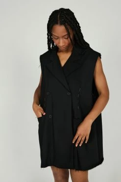 Intentionally Blank NEW ARRIVALS PARA VEST Black