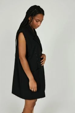 Intentionally Blank NEW ARRIVALS PARA VEST Black