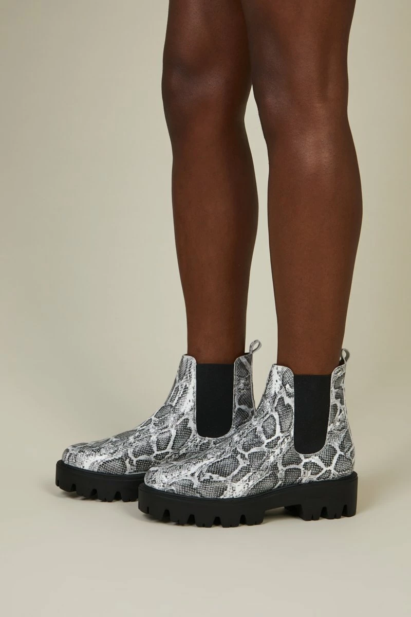 Intentionally Blank SHOES ALEX PLATFORM BOOT White Python 4 Intentionally Blank SHOES ALEX PLATFORM BOOT White Python
