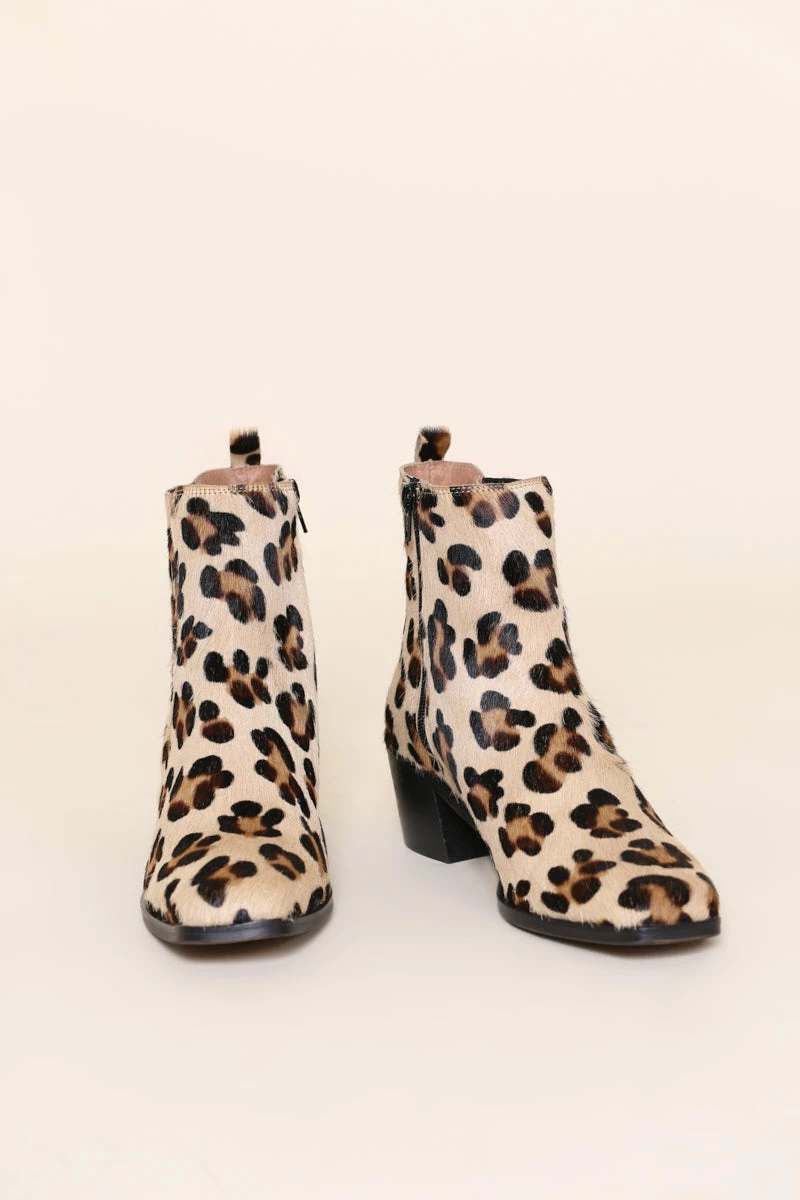 Intentionally Blank BANKS CHELSEA BOOT Leopard SHOES 3 Intentionally Blank BANKS CHELSEA BOOT Leopard SHOES