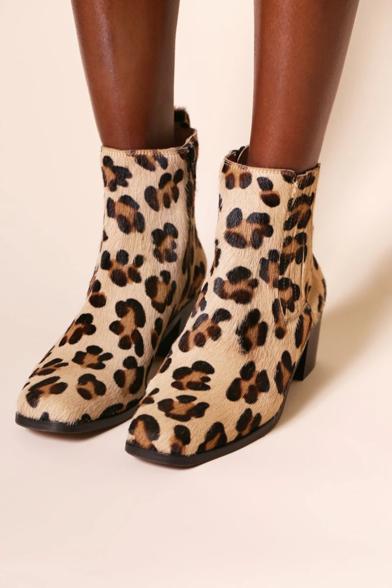 Intentionally Blank BANKS CHELSEA BOOT Leopard SHOES 7 Intentionally Blank BANKS CHELSEA BOOT Leopard SHOES