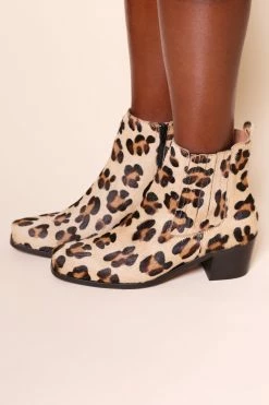 Intentionally Blank BANKS CHELSEA BOOT Leopard SHOES 13 Intentionally Blank BANKS CHELSEA BOOT Leopard SHOES