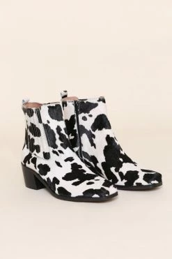 Intentionally Blank SHOES BANKS CHELSEA BOOT Moo