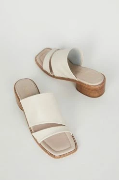 Intentionally Blank BARBARA SANDAL Cream NEW SHOES