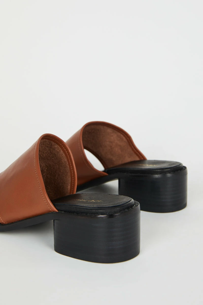 Intentionally Blank NEW SHOES BARBARA SANDAL Tan 7 Intentionally Blank NEW SHOES BARBARA SANDAL Tan