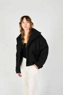 Intentionally Blank BOISE PUFFER JACKET BLACK GARMENTS