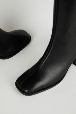 Intentionally Blank SHOES CONTOUR HEELED BOOT Black Leather 9 Intentionally Blank SHOES CONTOUR HEELED BOOT Black Leather