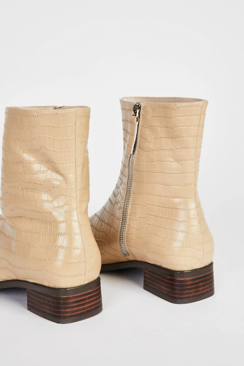 Intentionally Blank SHOES TOUR BOOT Ojai Croc 6 Intentionally Blank SHOES TOUR BOOT Ojai Croc