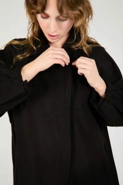 Intentionally Blank CORA JACKET BLACK