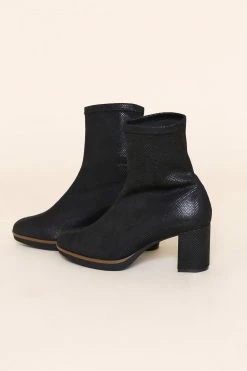 Intentionally Blank DAFINA HEELED BOOT Black