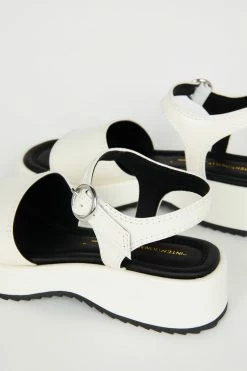 Intentionally Blank NEW SHOES DISHES FLATFORM SANDAL Cream 12 Intentionally Blank NEW SHOES DISHES FLATFORM SANDAL Cream