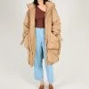 Intentionally Blank GARMENTS EASTLAKE Oversized Puffer Beige 1 Intentionally Blank GARMENTS EASTLAKE Oversized Puffer Beige