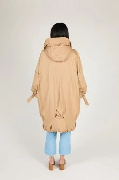 Intentionally Blank GARMENTS EASTLAKE Oversized Puffer Beige