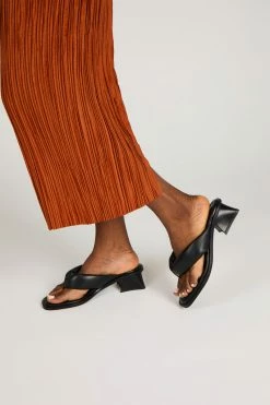 Intentionally Blank WHITMAN HEELED SANDALS Black NEW ARRIVALS