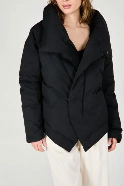Intentionally Blank FOLDEN PUFFER JACKET BLACK