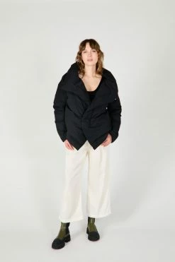 Intentionally Blank FOLDEN PUFFER JACKET BLACK