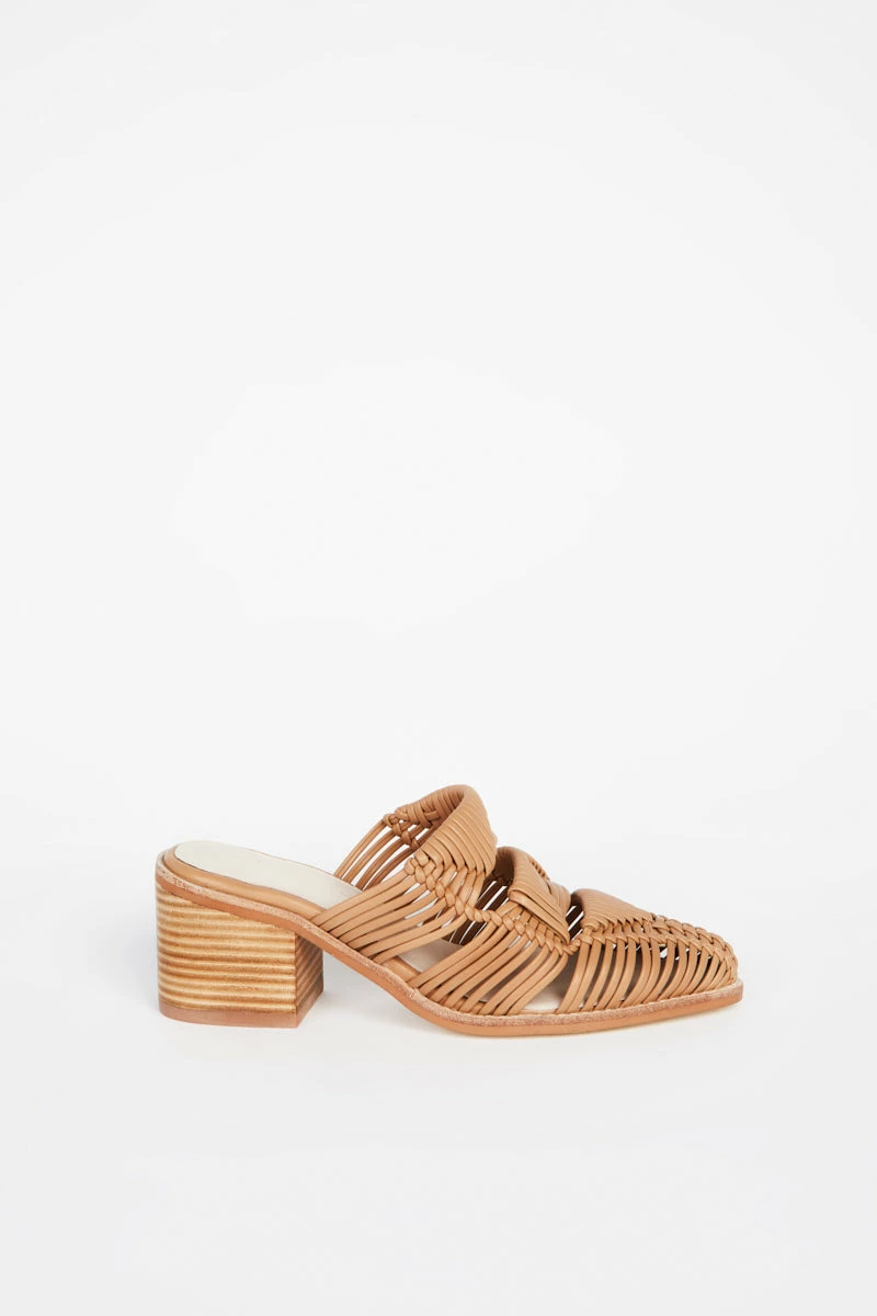 Intentionally Blank SHOES CALISTA MULE Tan 8 Intentionally Blank SHOES CALISTA MULE Tan
