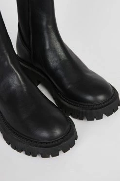 Intentionally Blank GUIDED PULL ON BOOT Black SHOES