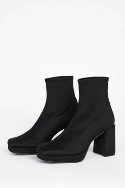 Intentionally Blank SHOES WHO ME 2 HEELED BOOT Black