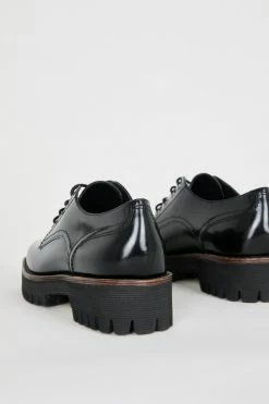 Intentionally Blank QUEEN STREET OXFORD Black LOAFERS