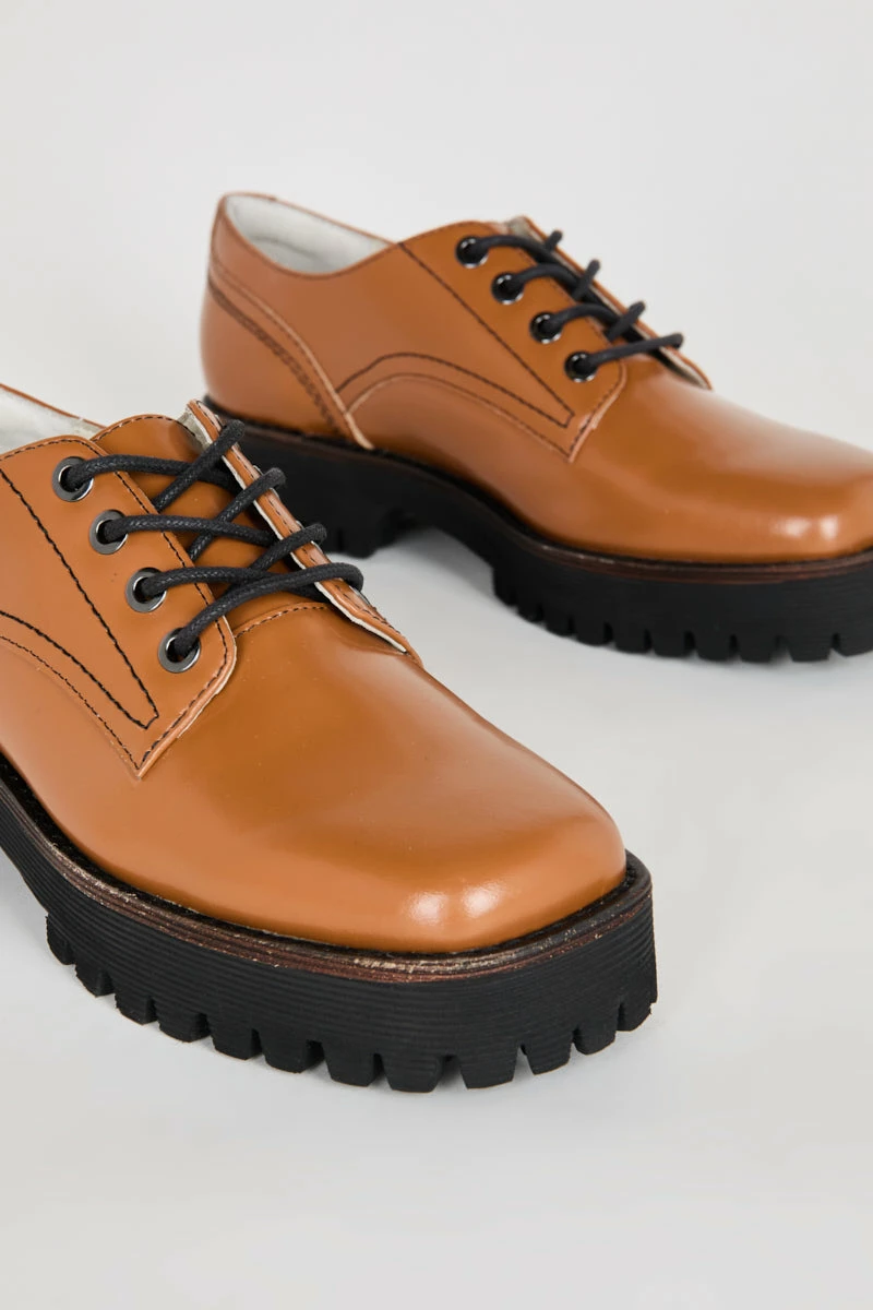 Intentionally Blank LOAFERS QUEEN STREET OXFORD Caramel 6 Intentionally Blank LOAFERS QUEEN STREET OXFORD Caramel