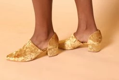 Intentionally Blank PERF-HI HEEL Gold Velvet