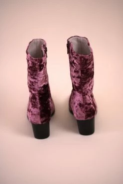 Intentionally Blank SHOES HYPE BOOT Rose Velvet