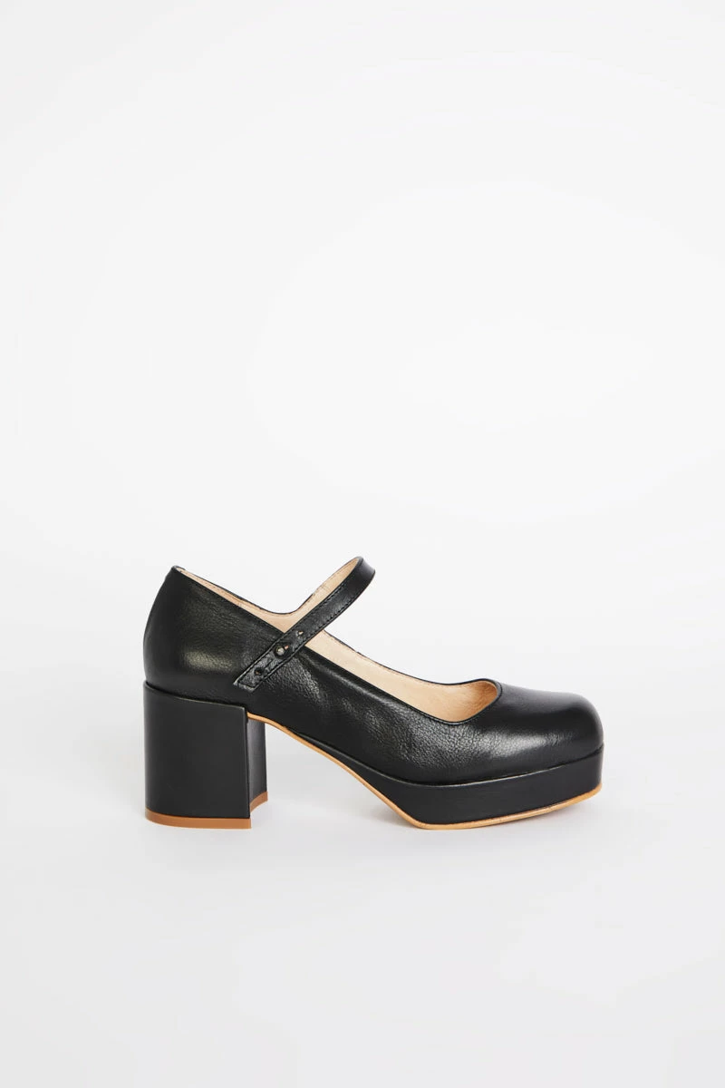Intentionally Blank MIKA PLATFORM MARY JANE Black 8 Intentionally Blank MIKA PLATFORM MARY JANE Black