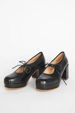 Intentionally Blank SERIF PLATFORM HEEL Black SHOES