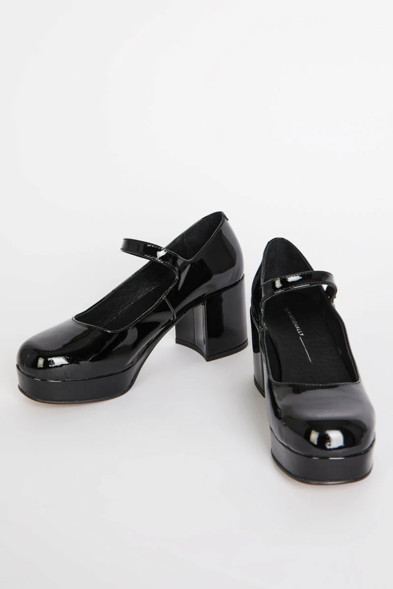 Intentionally Blank MIKA PLATFORM MARY JANE Black Patent 3 Intentionally Blank MIKA PLATFORM MARY JANE Black Patent