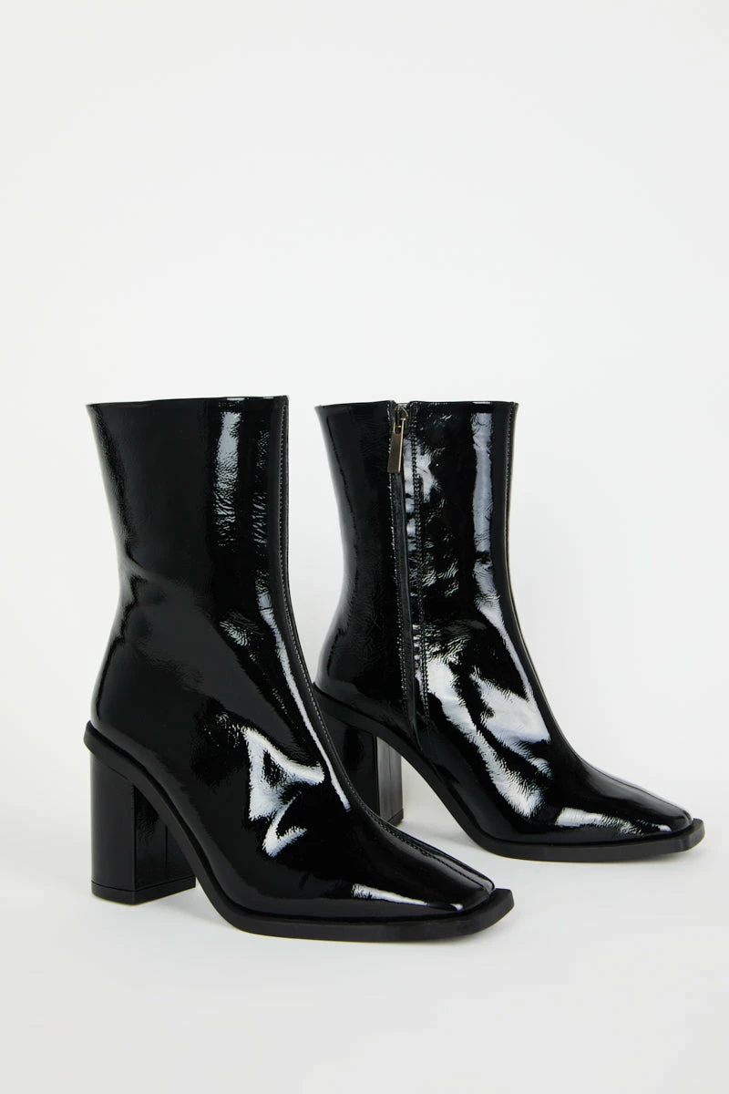 Intentionally Blank EXTEND HEELED BOOT Black SHOES 3 Intentionally Blank EXTEND HEELED BOOT Black SHOES