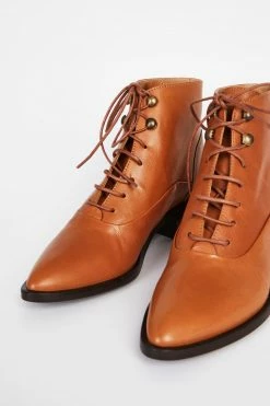 Intentionally Blank WEST LACE UP BOOT Whiskey SHOES