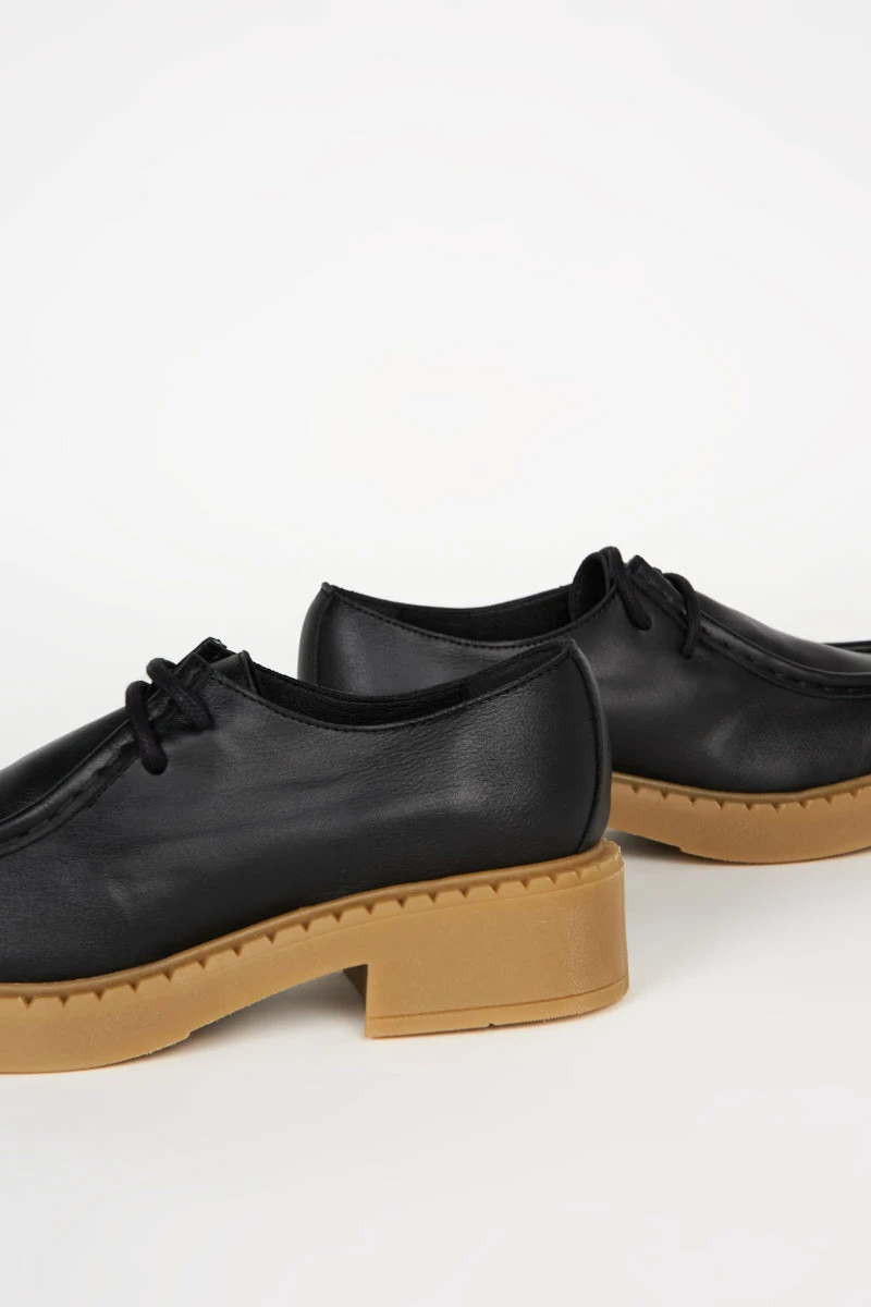 Intentionally Blank ACE OXFORD Black 5 Intentionally Blank ACE OXFORD Black