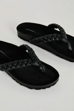 Intentionally Blank KATA SANDAL Black 11 Intentionally Blank KATA SANDAL Black