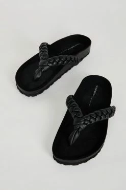 Intentionally Blank KATA SANDAL Black 10 Intentionally Blank KATA SANDAL Black