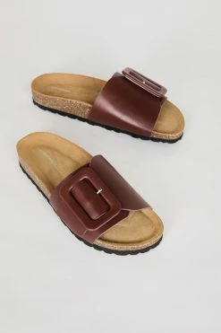Intentionally Blank NEW SHOES CLARICE SANDAL Chestnut
