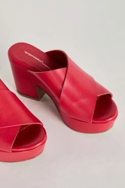 Intentionally Blank NEW SHOES DAME HEELED PLATFORM Cherry